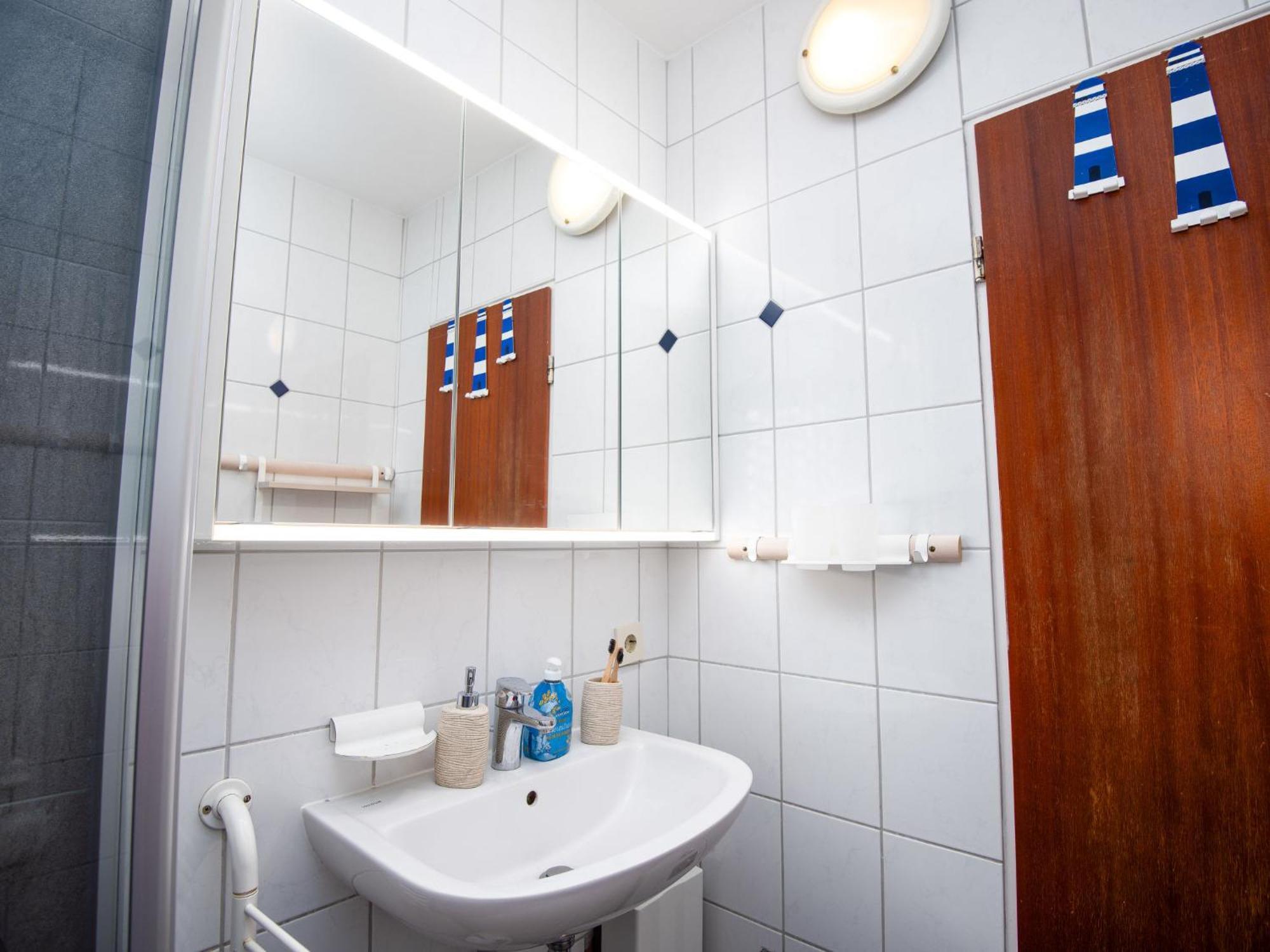 Apartment Achtern Diek By Interhome Norddeich  Exteriör bild